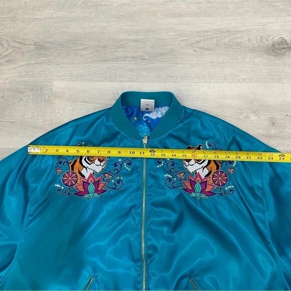 RARE Disney Princess Jasmine L Aladdin Satin Teal Blue Bomber Jacket Embroidered - Picture 10 of 16